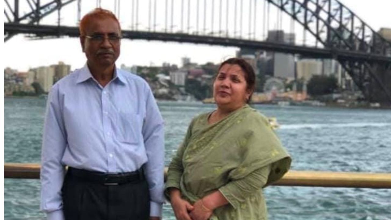 Hasnabad Couple: ভারত-বাংলাদেশ, দুই ভোটার তালিকাতেই নাম আছে দম্পতির! আজব কাণ্ড হাসনাবাদে Hasnabad Couple: ভারত-বাংলাদেশ, দুই ভোটার তালিকাতেই নাম আছে দম্পতির! আজব কাণ্ড হাসনাবাদে