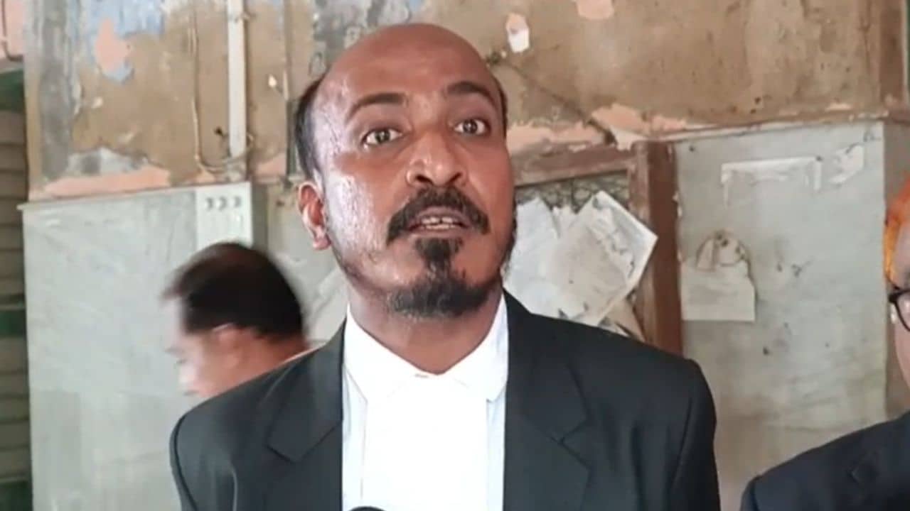 Katwa TMC: বিধায়কই যখন ভয় পাচ্ছেন..., NIA তদন্তের দাবি নিয়ে হাইকোর্টে হাজির তৃণমূল নেতা