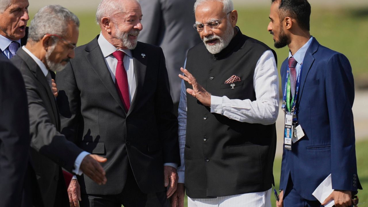 PM Modi in BRICS: ব্রিকস সম্মেলনে পৌঁছলেন মোদী! দেখা করলেন রাষ্ট্রনেতাদের সঙ্গে