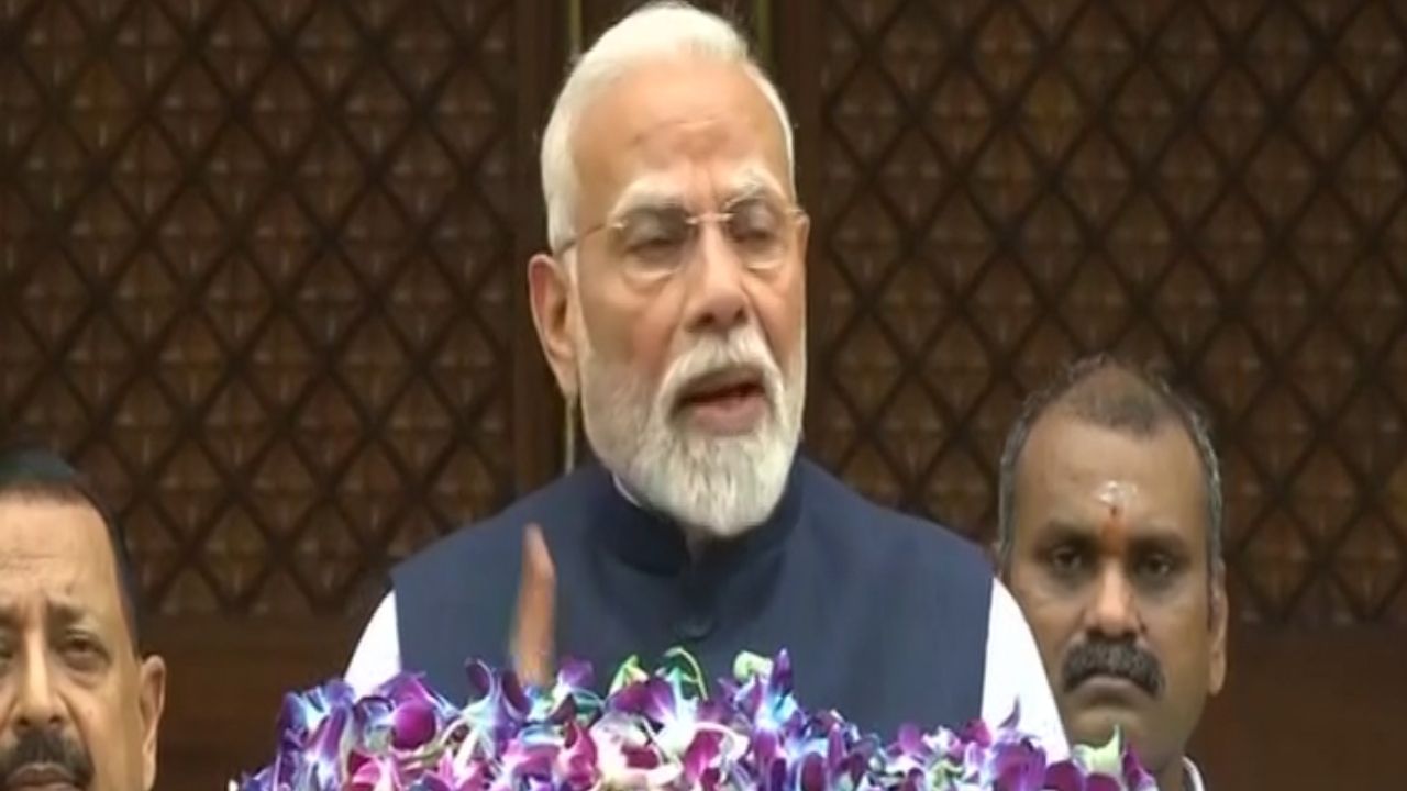 PM Narendra Modi: 'বিশ্বমঞ্চে পাকিস্তানের মুখোশ খুলেছে ভারত', অপারেশন সিঁদুরের জয়গান প্রধানমন্ত্রীর মুখে PM Narendra Modi: 'বিশ্বমঞ্চে পাকিস্তানের মুখোশ খুলেছে ভারত', অপারেশন সিঁদুরের জয়গান প্রধানমন্ত্রীর মুখে