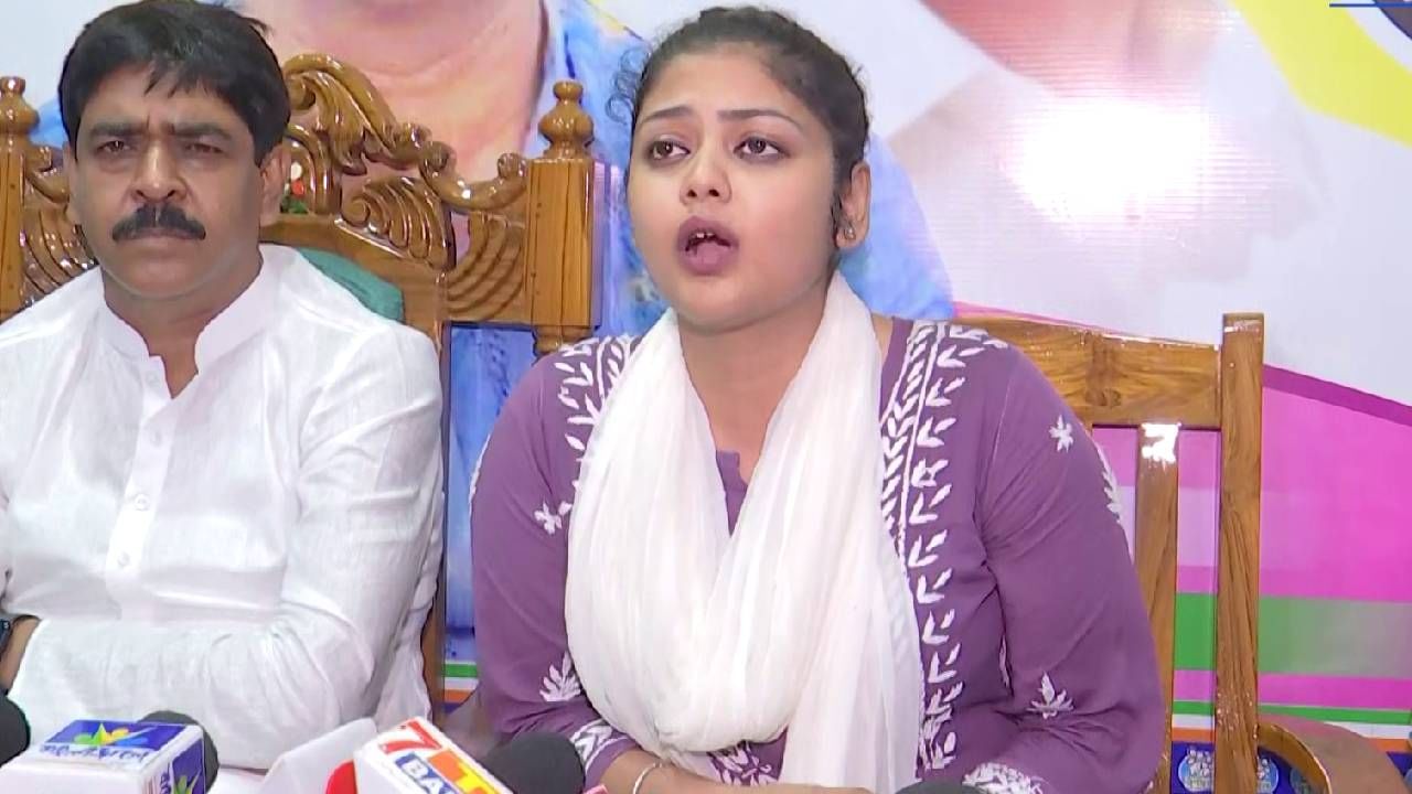 Saayoni Ghosh: তৃণমূলে মীরজাফর! এ কী কথা বলে দিলেন সায়নী