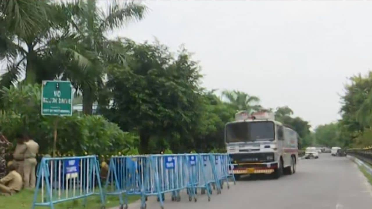 BJP Rally in North Bengal: উত্তরকন্যার পথে ঢাল হয়েছে পুলিশ, মোতায়েন জলকামান