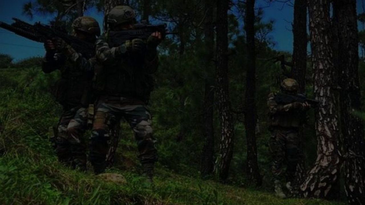 Operation Mahadev: কেন নাম দেওয়া হল ‘অপারেশন মহাদেব’? নেপথ্য নায়কই বা কারা? Operation Mahadev: কেন নাম দেওয়া হল ‘অপারেশন মহাদেব’? নেপথ্য নায়কই বা কারা?