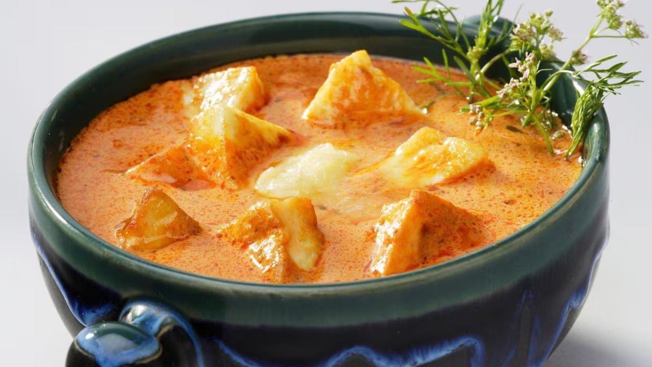 পুরনো স্টাইলে পনিরের রান্না খেয়ে বিরক্ত? স্বাদ বদলাতে এই পদ বানিয়ে ফেলুন, জমজমাট খানাপিনা পুরনো স্টাইলে পনিরের রান্না খেয়ে বিরক্ত? স্বাদ বদলাতে এই পদ বানিয়ে ফেলুন, জমজমাট খানাপিনা