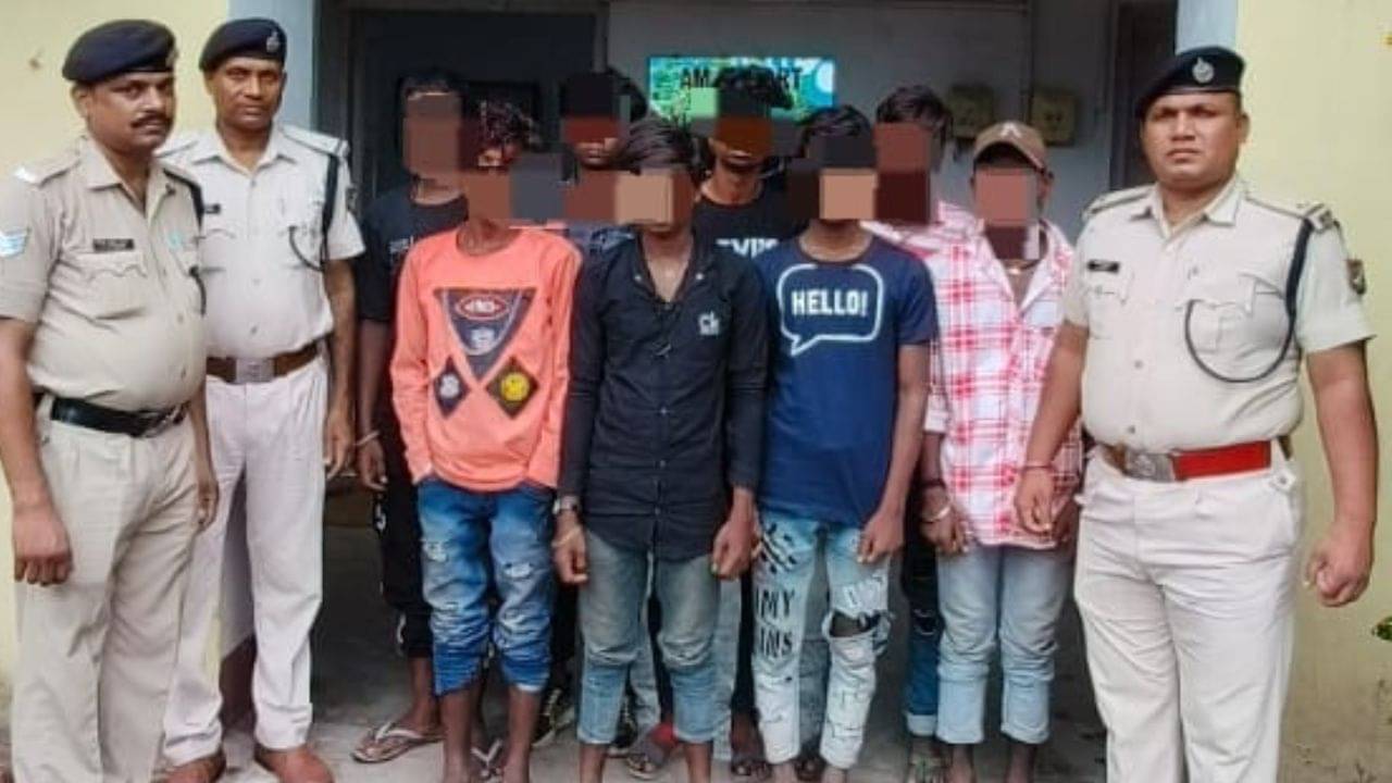 Howrah: শালিমার স্টেশনে মানব পাচার? হাতেনাতে ধরল রেল পুলিশ