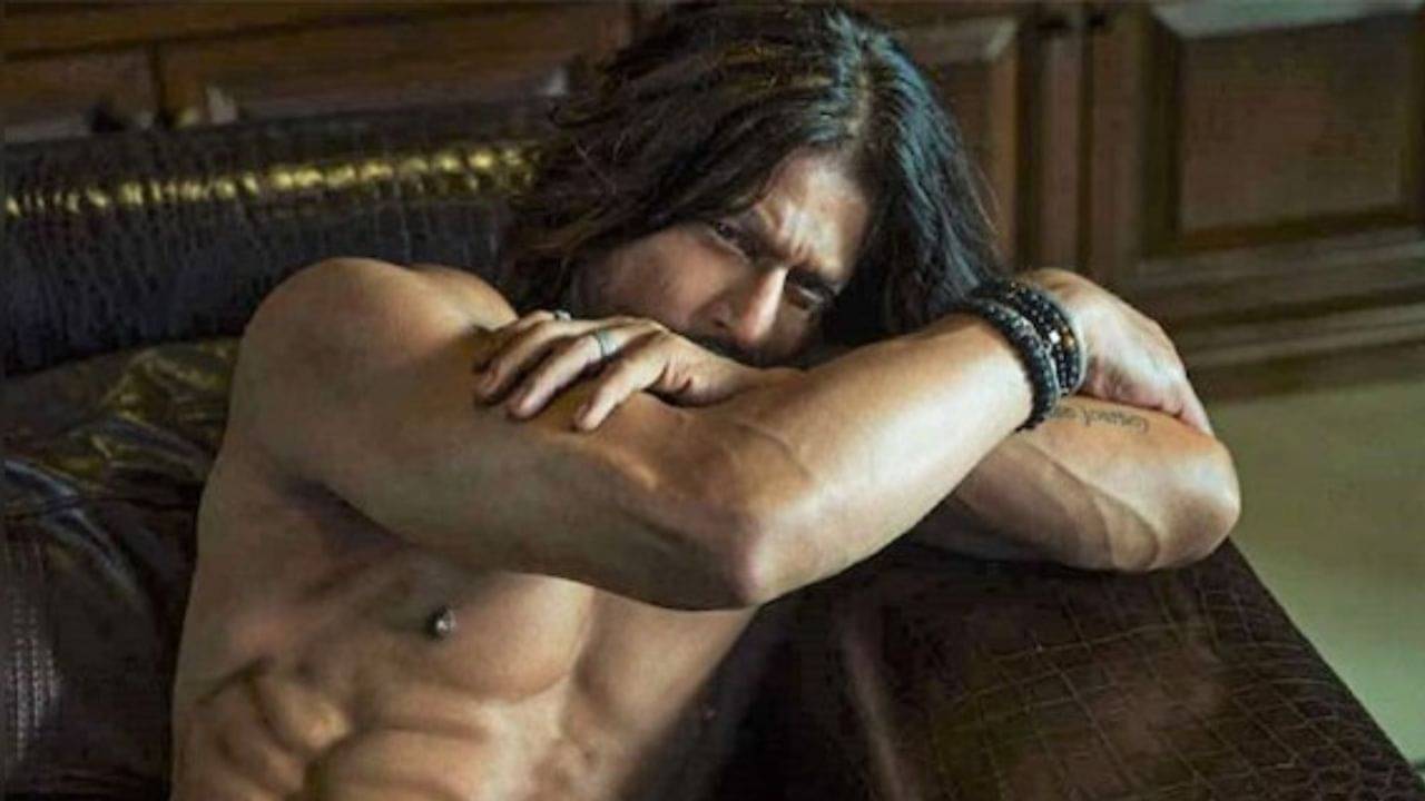 সমকামী নই, আমি ট্রাইসেক্সুয়াল..., হঠাৎ কেন এমন বললেন শাহরুখ?