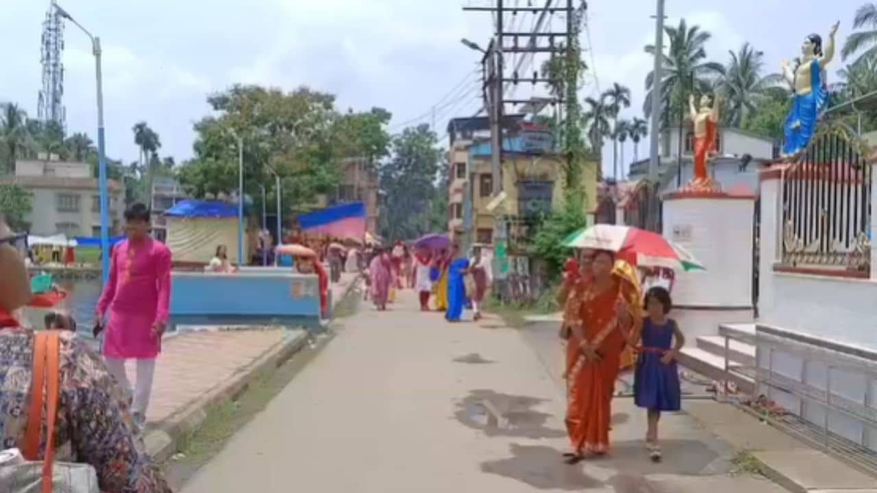 Sonarpur:  সোনারপুরে হঠাৎ মাঠে নামল ৪০০ পুলিশ, হচ্ছেটা কী?