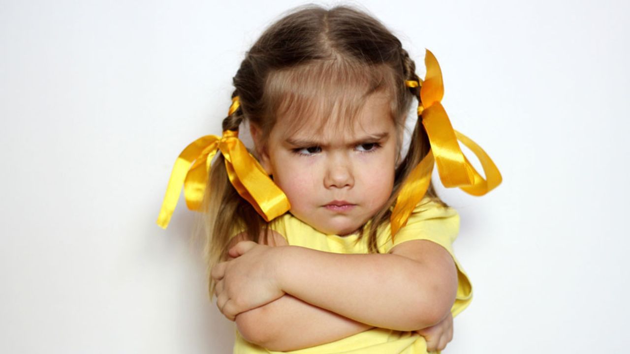 Stubborn Child: কিছুতেই কমছে সন্তানের জেদ? বদরাগ কমাতে এই উপায় মেনে দেখুন তো Stubborn Child: কিছুতেই কমছে সন্তানের জেদ? বদরাগ কমাতে এই উপায় মেনে দেখুন তো