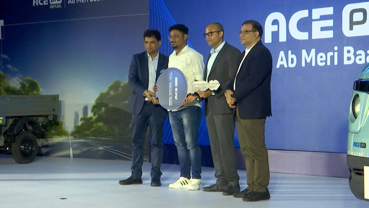 TATA Ace Pro: নতুন যুগের উদ্যোক্তাদের জন্য দারুণ অফার নিয়ে কলকাতায় হাজির হল TATA Ace Pro – Ab Meri Baari