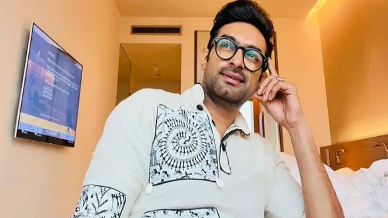 সাত সকালে লালবাজারে জীতু কমল, কী ঘটল?