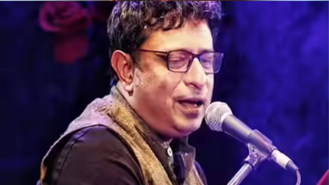 আমি মদ খেয়ে গান গাই স্টেজে উঠে..., কোন সত্যি জানালেন রূপঙ্কর