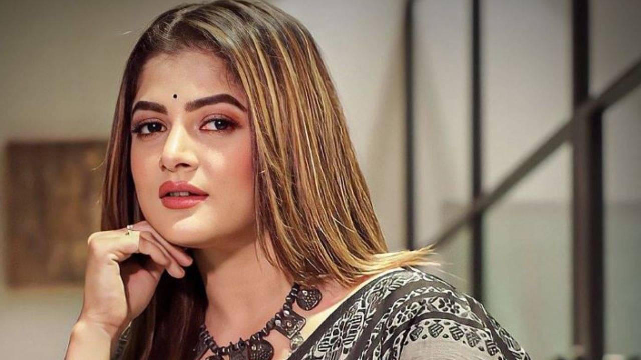 ২১শে জুলাইয়ের মঞ্চে শ্রাবন্তী, বিধানসভা নির্বাচনে লড়বেন?