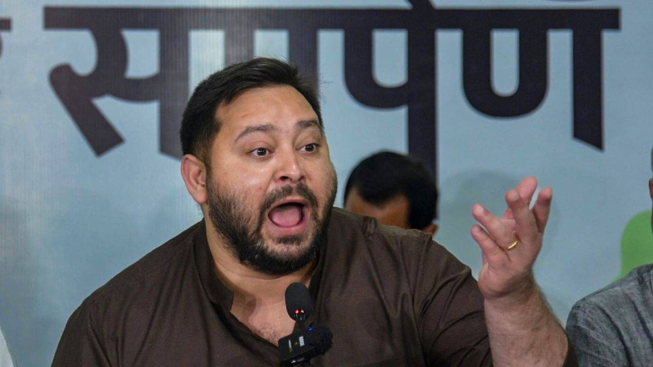 Bihar Polls: বিহারে বিরোধীরা কি ভোট বয়কট করবে? বিস্ফোরক লালু-পুত্র তেজস্বী