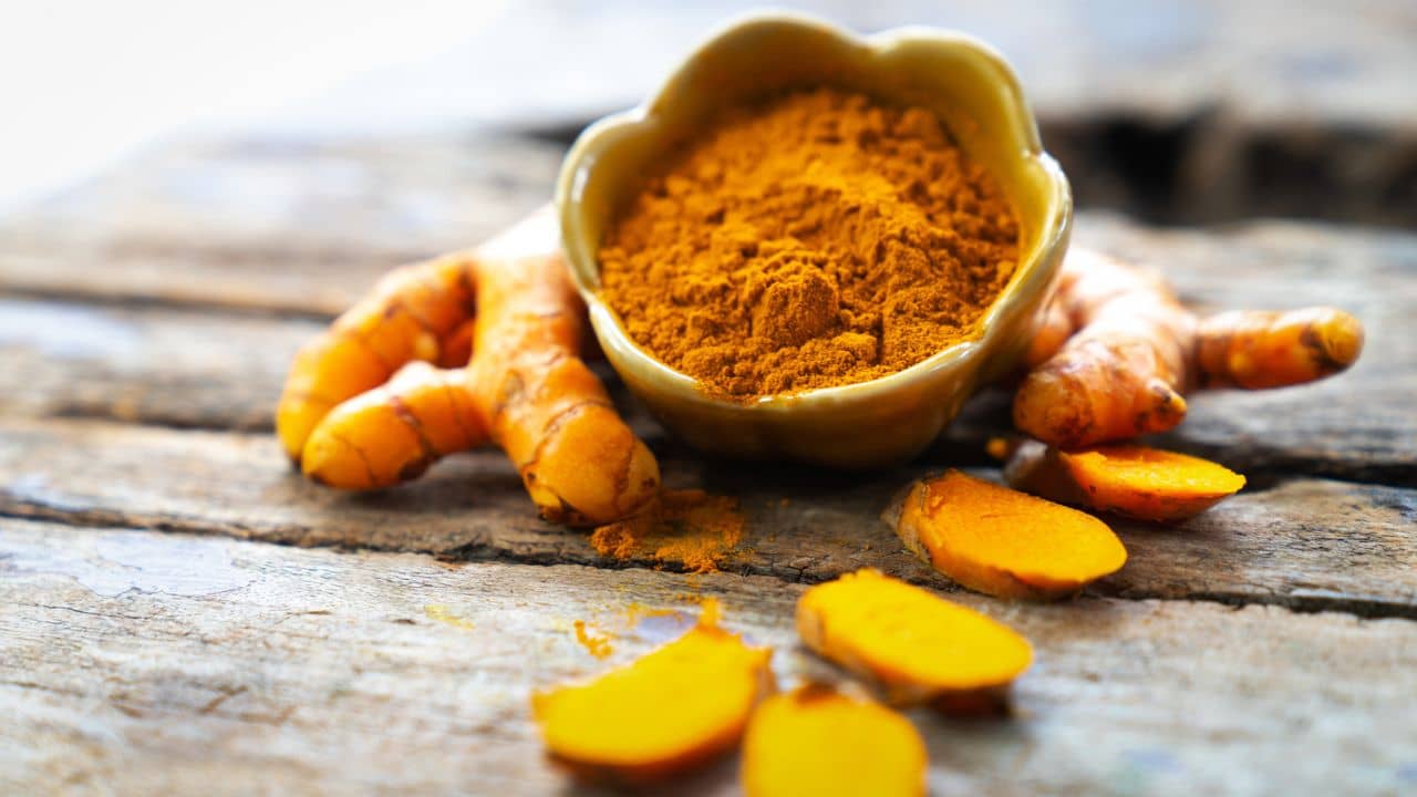 হলুদ নিয়ে ৪ হাজার বছরের পুরনো বিদ্যা চুরি করতে চেয়েছিল আমেরিকা, তারপরই মুখে ঝামা ঘষে দিল ভারত!