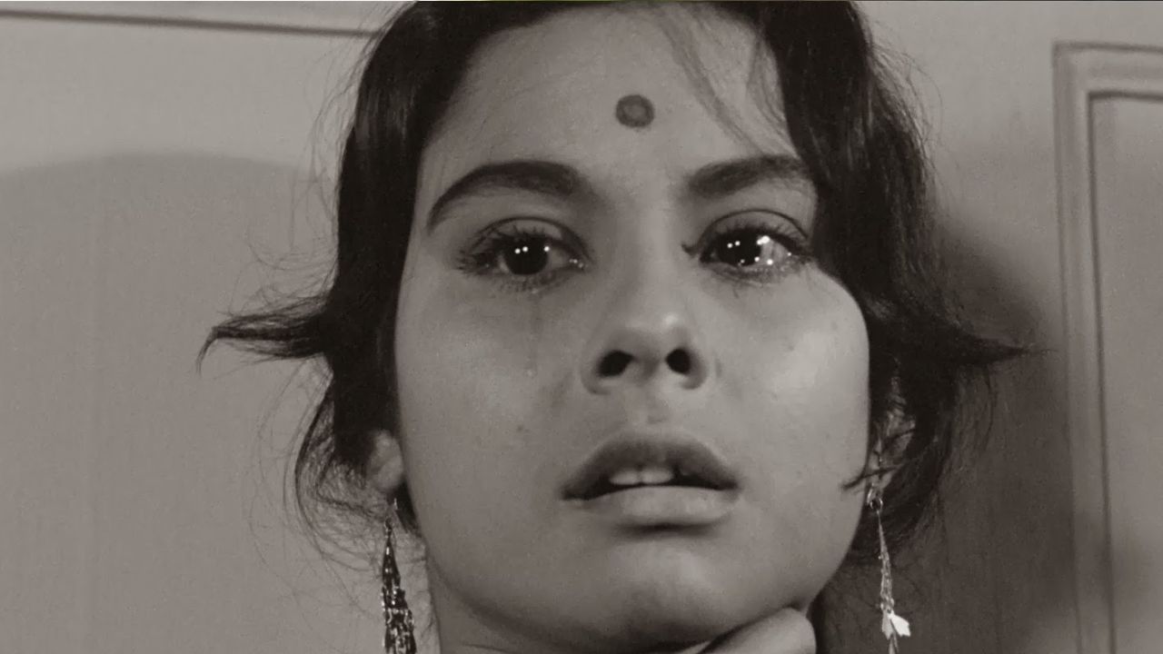 'নিজেকে শেষ করে দিতে পারলেই...', কেন মরে যেতে চেয়েছিলেন মাধবী? 'নিজেকে শেষ করে দিতে পারলেই...', কেন মরে যেতে চেয়েছিলেন মাধবী?