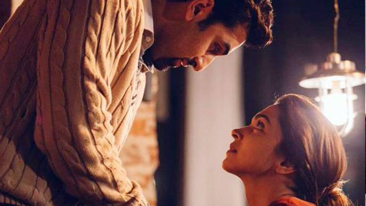 'কন্ডোম সংস্থার মুখ হওয়া উচিত', রণবীরের চরিত্র নিয়ে বিস্ফোরক দীপিকা 'কন্ডোম সংস্থার মুখ হওয়া উচিত', রণবীরের চরিত্র নিয়ে বিস্ফোরক দীপিকা