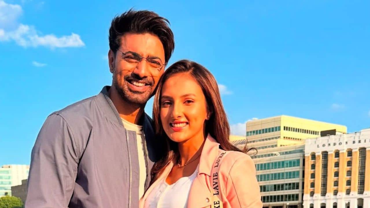 দেবের সঙ্গে ছবি পোস্ট করলেন জ্যোতির্ময়ী, কী লিখলেন নায়িকা?