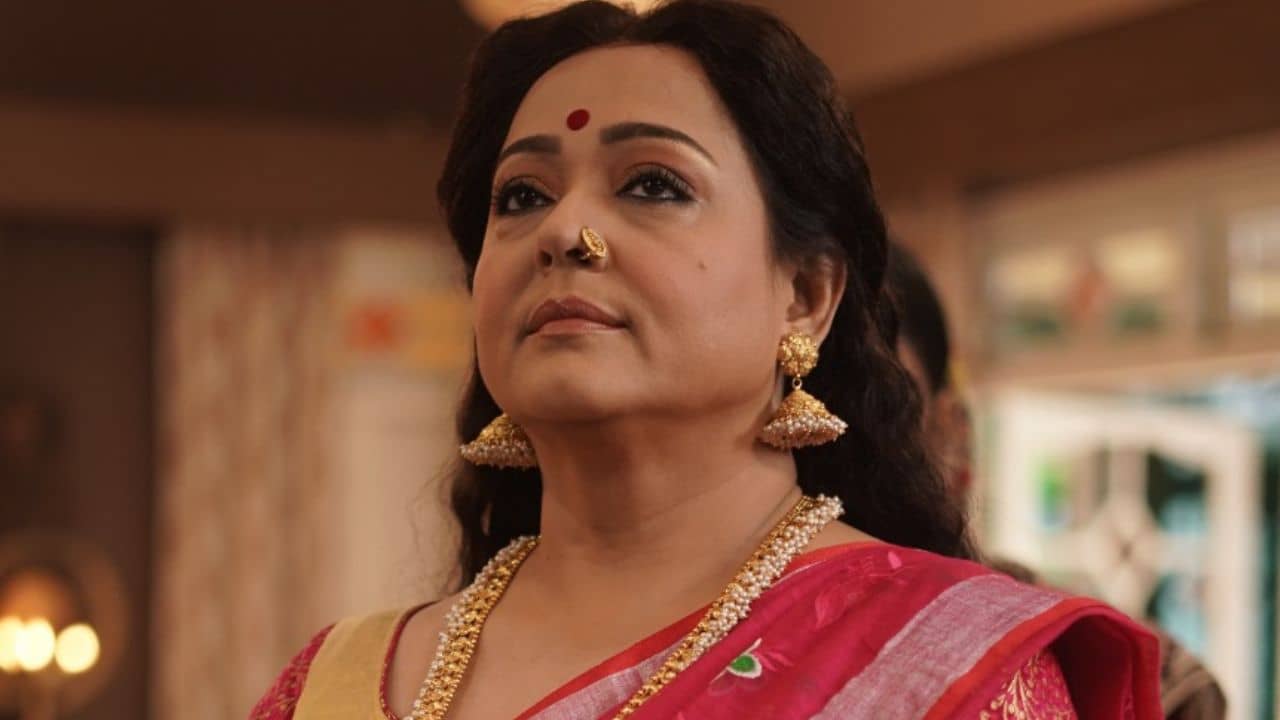 রাজমাতা রূপে অপরাজিতা, বনি-অপরাজিতার ছবি দিওয়ালিতে আসবে