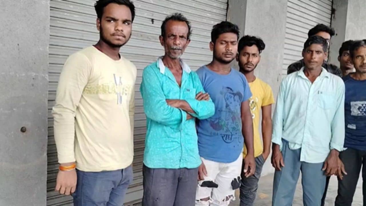 Paschim Medinipur: সুরাটে গিয়ে হেনস্থার শিকার পিংলার ১৬ শ্রমিকের, সরাসরি মমতাকে ফোন, তারপর...