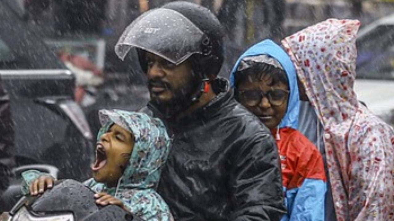 Weather Update: মঙ্গলবার থেকে বড় বদল বাংলার আবহাওয়ায়, কী আপডেট দিল হাওয়া অফিস