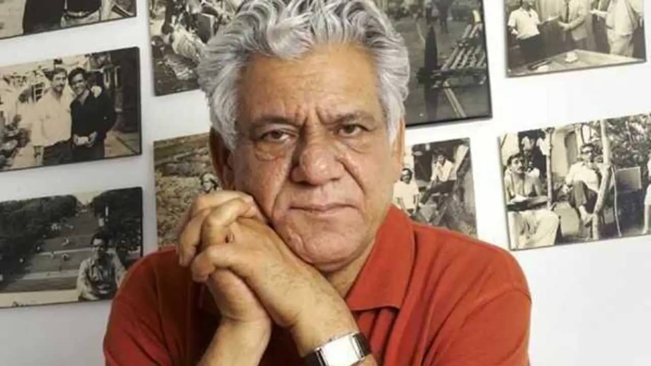 মাত্র ১৪ বছর বয়সে ৫৫ বছরের মহিলার সঙ্গে উদ্দাম সেক্স ওম পুরীর, তারপর...