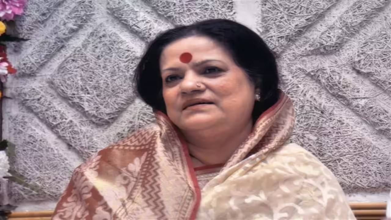 এত ভালবাসার গান কাকে ভেবে গান হৈমন্তী শুক্লা জানেন?