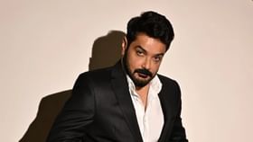 'বাংলাভাষাকে অসম্মান?' সোশ্যাল মিডিয়ায় চরম ট্রোল্ড প্রসেনজিৎ, তারপর... 'বাংলাভাষাকে অসম্মান?' সোশ্যাল মিডিয়ায় চরম ট্রোল্ড প্রসেনজিৎ, তারপর...