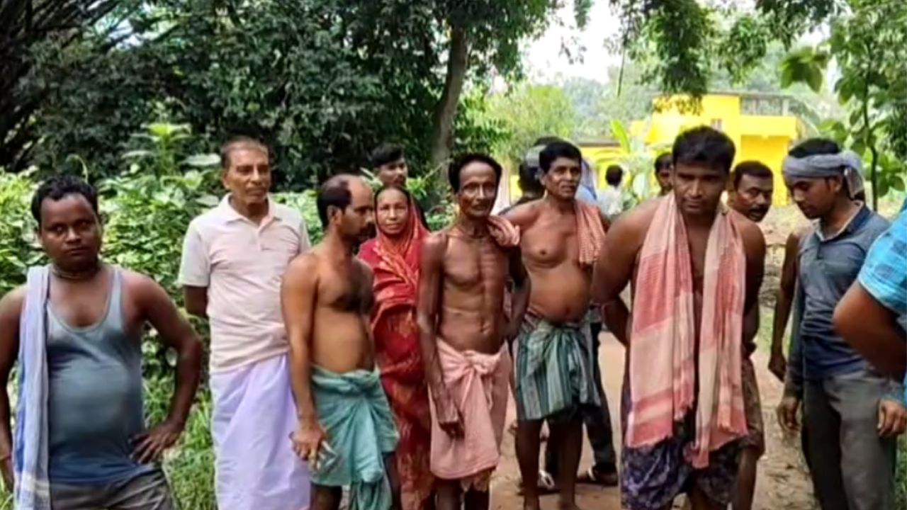 Chandrakona: বাংলার এই জায়গায় সম্বন্ধ হলেই নাকি বিয়ে ভাঙে? কারণ জানলে চমকে উঠবেন Chandrakona: বাংলার এই জায়গায় সম্বন্ধ হলেই নাকি বিয়ে ভাঙে? কারণ জানলে চমকে উঠবেন