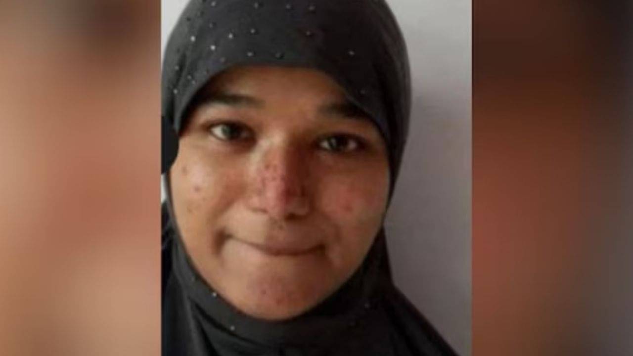 Arrest: চার পুরুষকে নিজের আঙুলে নাচাত এই নারী! সোশ্যাল মিডিয়ায় এর কীর্তি জানলে চোখ কপালে উঠবে...