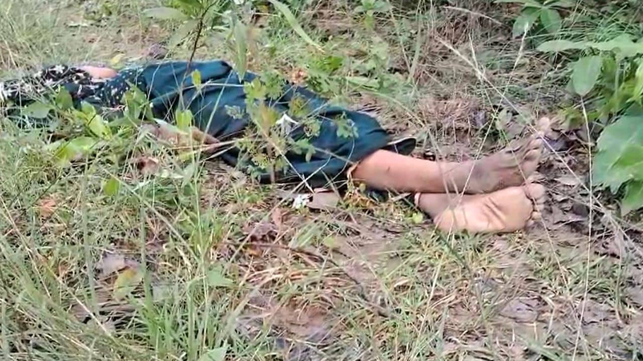 Birbhum: মেলা দেখতে বেরিয়ে বাড়ি ফেরেননি যুবতী, সকালে জঙ্গলের পাশে পড়ে দেহ