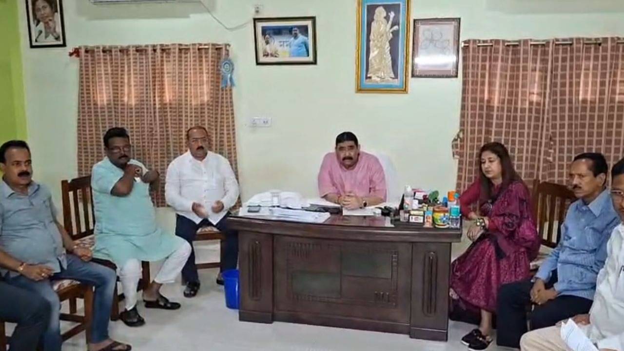 Anubrata Mondal: ফর্মে কেষ্ট, মর্যাদা ফিরে পেতেই বৈঠকের ডাক! তারপর করলেন বড় ঘোষণা