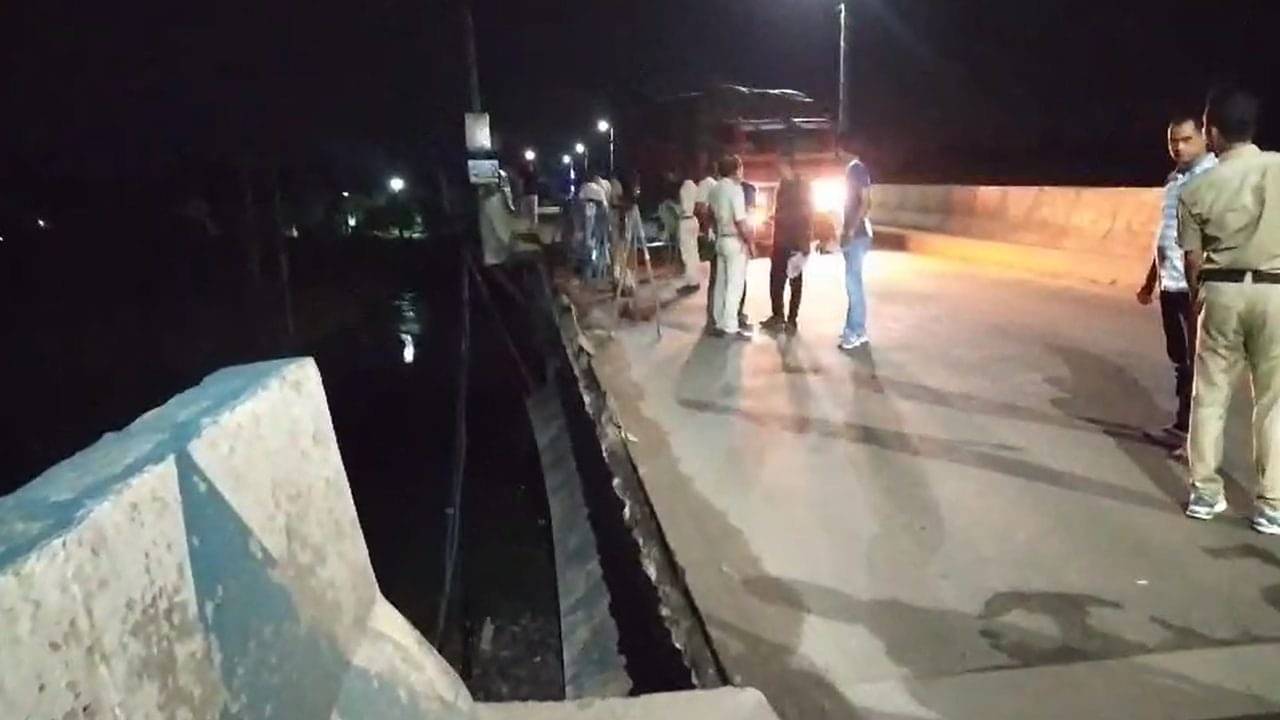 Bridge Collapsed: কয়েকদিন আগেই এই সেতুর উপর দিয়ে গিয়েছিলেন মমতা, আজ ভেঙে পড়ল একাংশ! রক্ষণাবেক্ষণ নিয়ে প্রশ্ন