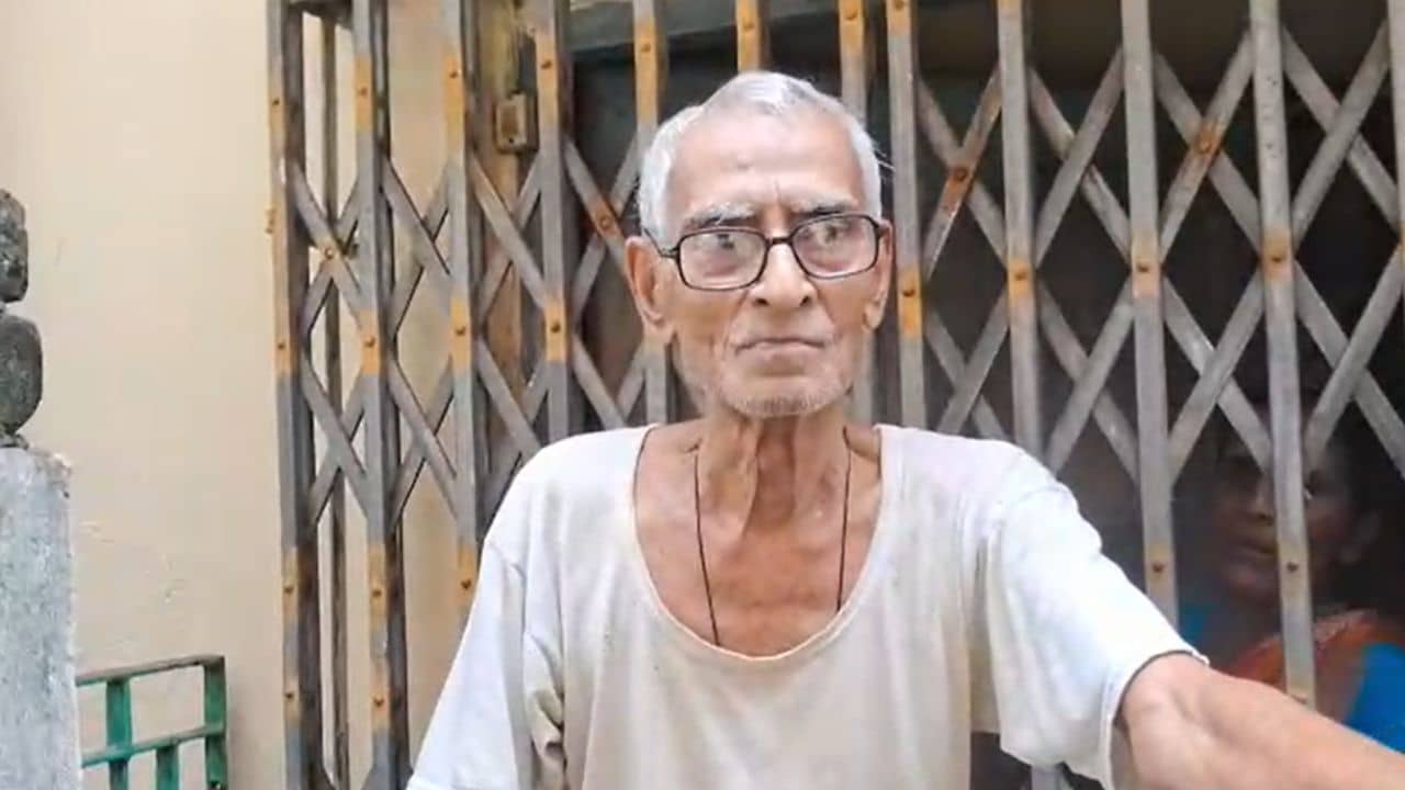 Nabanna Abhijan: নবান্ন অভিযানে পুলিশের ওপর হামলার অভিযোগ, এবার গ্রেফতার এক প্রবীণ ব্যক্তি