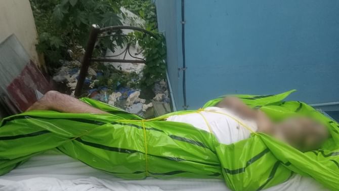 চিনার পার্কে হোটেল থেকে উদ্ধার BSF কনস্টেবলের দেহ