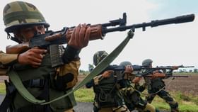 সেনায় চাকরি করার স্বপ্ন দেখেন? BSF দিচ্ছে সুযোগ, কীভাবে আবেদন জানাবেন?