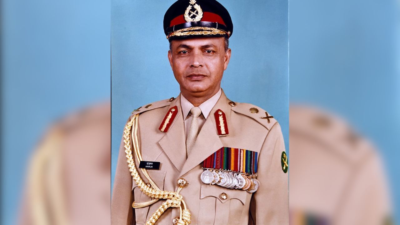 Bangladesh Ex-Army Chief: বন্ধ রুমে পড়ে বাংলাদেশের প্রাক্তন সেনাপ্রধানের নিথর দেহ, রাতারাতি কী এমন হল হোটেলে? Bangladesh Ex-Army Chief: বন্ধ রুমে পড়ে বাংলাদেশের প্রাক্তন সেনাপ্রধানের নিথর দেহ, রাতারাতি কী এমন হল হোটেলে?