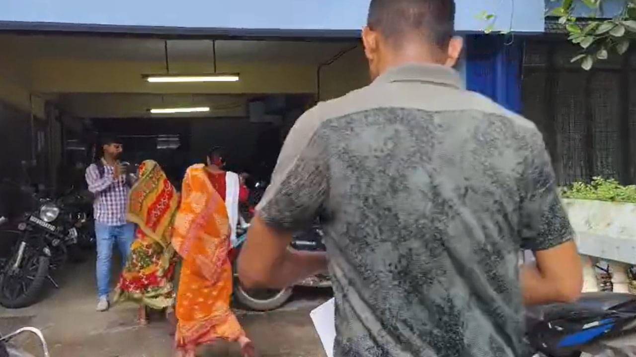 Bangladeshi: অনুপ্রবেশের অভিযোগ, সল্টলেক থেকে গ্রেফতার নাবালিকা-সহ ৫ বাংলাদেশি