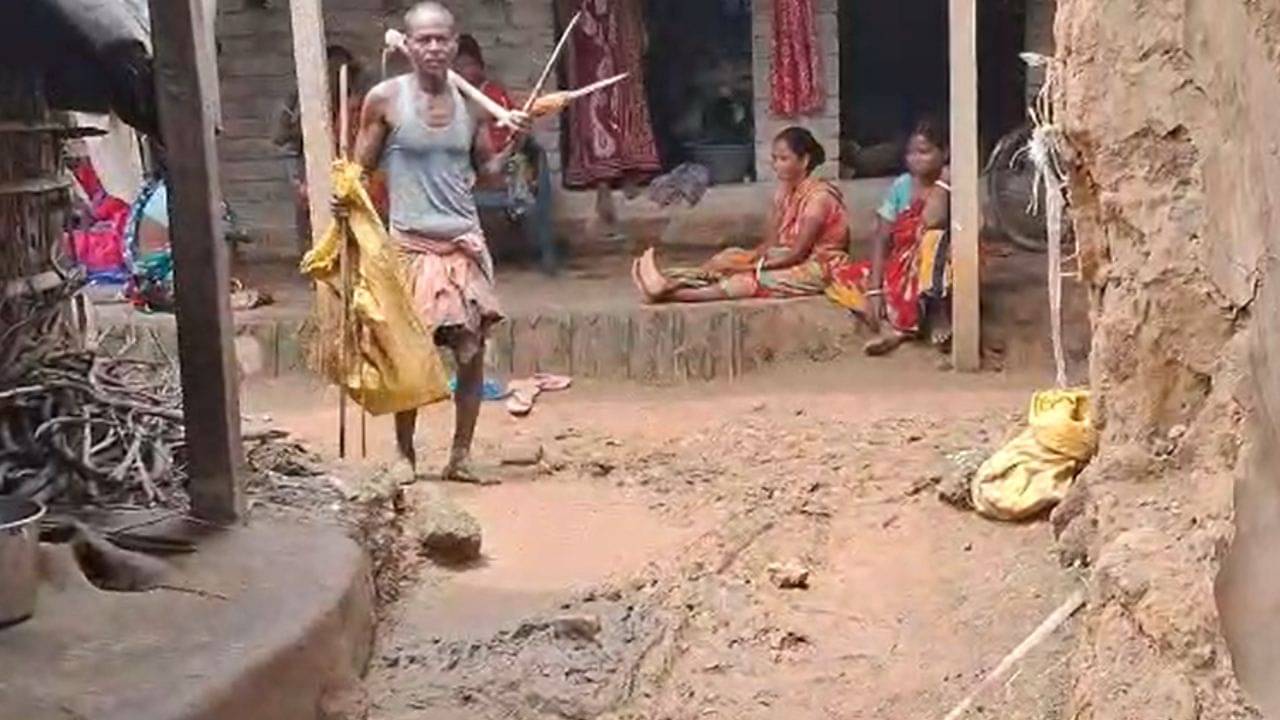 Bankura: মাটির বাড়ির দেওয়াল ধসে মৃত্যু শিশুর, শুরু রাজনৈতিক চাপানউতোর