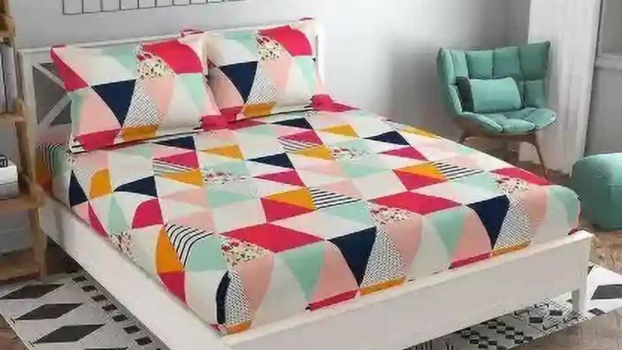 Vastu Tips: বিছানার চাদরের রং কেমন হওয়া উচিত? কী বলছে বাস্তুশাস্ত্র? Vastu Tips: বিছানার চাদরের রং কেমন হওয়া উচিত? কী বলছে বাস্তুশাস্ত্র?