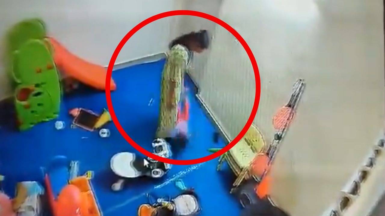 Child Daycare: উরুতে কামড়, মুখে ঘুঁষি! ডে-কেয়ার সেন্টারে এ কী চলছে দুধের শিশুর সঙ্গে?