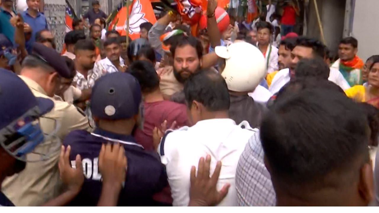 Nursing Student Death: সিঙ্গুরে নার্সিং ছাত্রীর ময়নাতদন্ত নিয়ে জট, জল গড়াতে চলেছে আদালতে