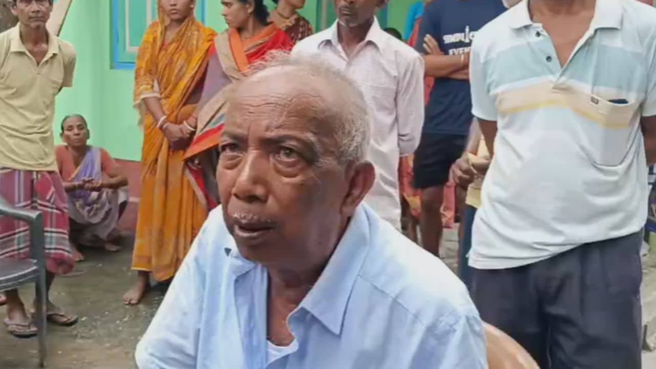 Cooch Behar: আমাদের জন্য অনেকের কামাই হত না..., ছেলে-খুনে তৃণমূলী-কোন্দলে ইঙ্গিত বাবার