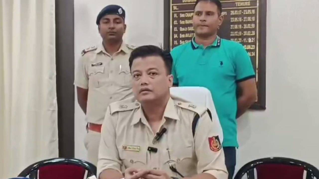 Diamond harbour police: ভুলভাল টাইপ করে আসছে মেসেজ, আর তারপরই গায়েব হচ্ছে লক্ষ-লক্ষ টাকা