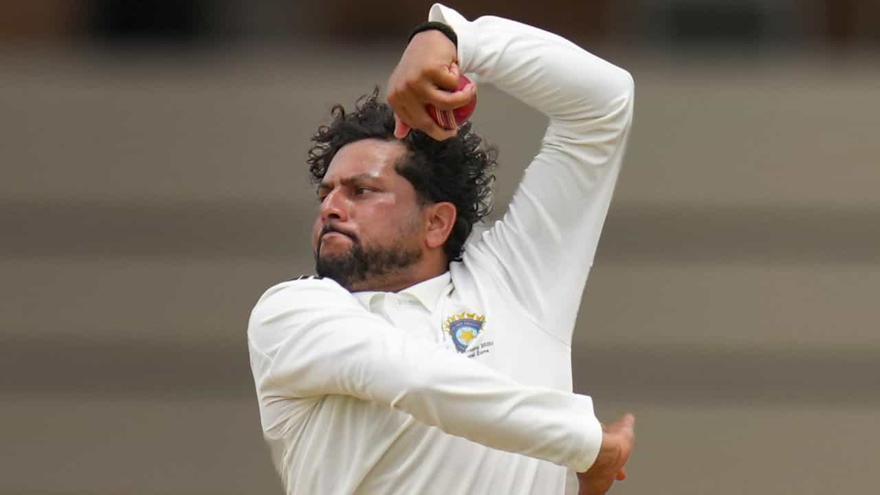 Duleep Trophy: এশিয়া কাপের আগে জ্বললেন না কুলদীপ! সেমিফাইনালে সেন্ট্রাল জোন Duleep Trophy: এশিয়া কাপের আগে জ্বললেন না কুলদীপ! সেমিফাইনালে সেন্ট্রাল জোন