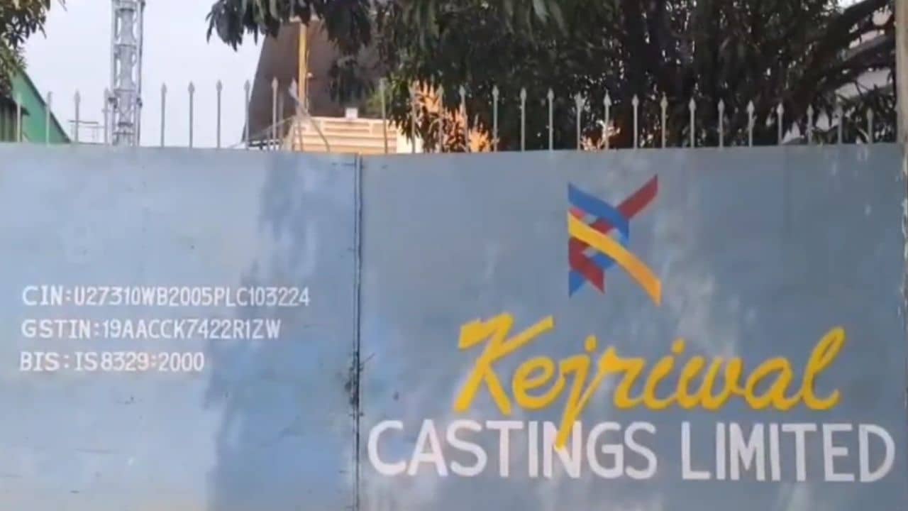 Durgapur: ক্রেনের ম্যাগনেট ছিঁড়ে পড়ল, ধড় থেকে আলাদা হয়ে গেল মাথা