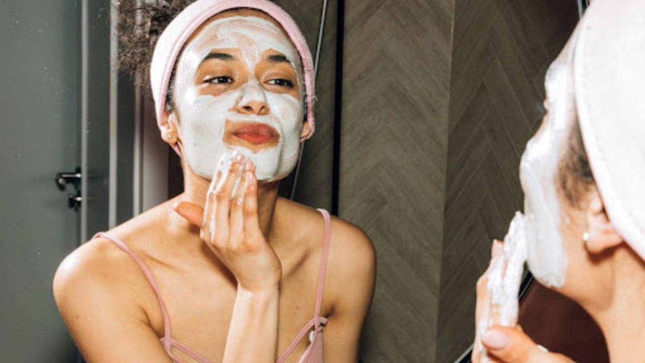 Homemade Face Pack: ১৪ দিনে ফেরায় ত্বকের জেল্লা, উজ্জ্বল করে ত্বক! রইল ৩ ফেস প্যাকের হদিশ