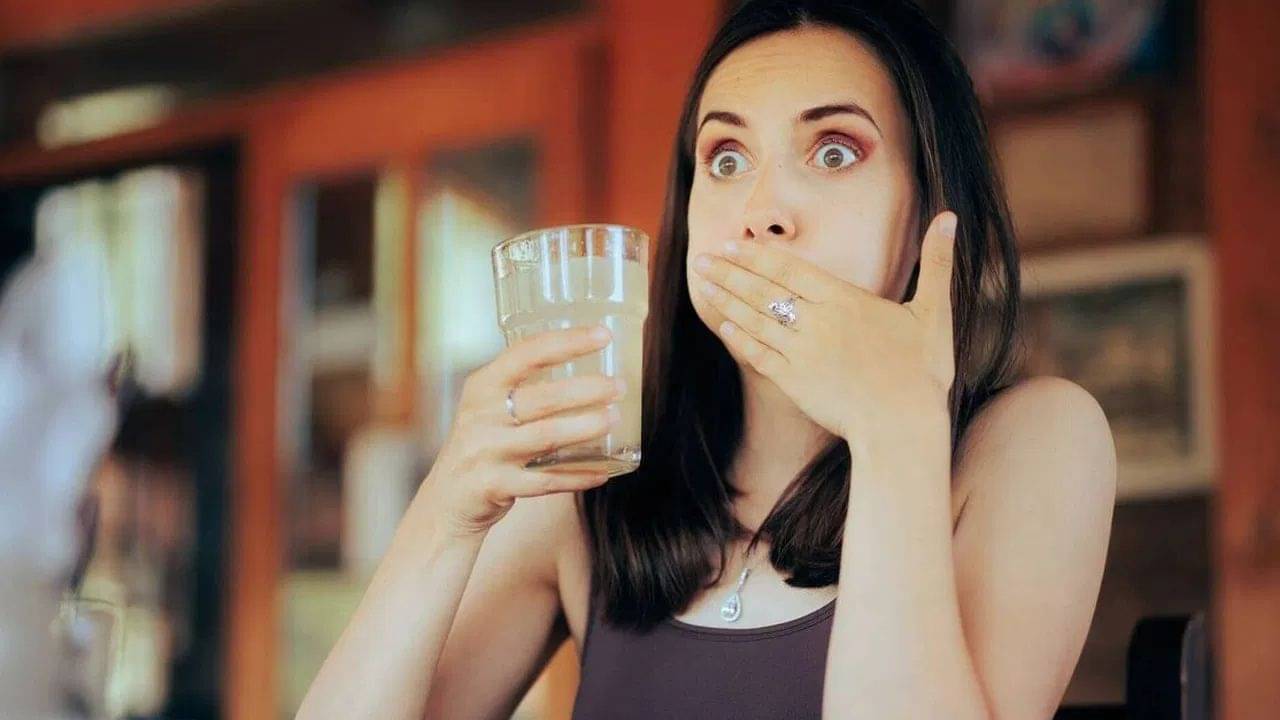 Hiccups: হেঁচকি কেন ওঠে? হালকা ভাবে নেবেন না, কোন গুরুতর রোগের লক্ষণ জানেন?