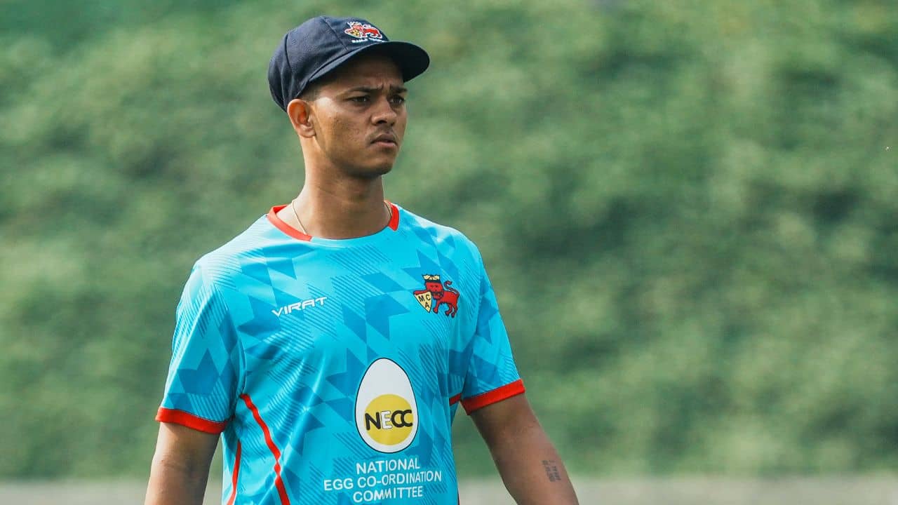 Yashasvi Jaiswal: কার কথায় গোয়ায় খেলার সিদ্ধান্ত বদলে আবার মুম্বইয়ে যশস্বী জয়সওয়াল?