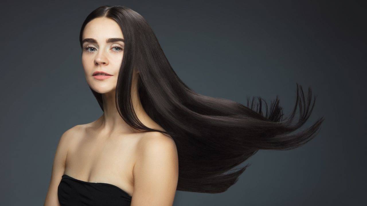 Hair Spa: হাজার টাকা দিয়ে নয়, ৫০ টাকা খরচ করেই হবে স্পা, চকচক করবে চুল