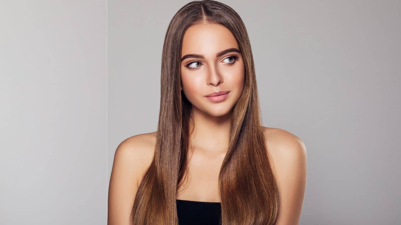 Straight Hair Tips at Home: বাড়িতেই করুন চুল সোজা, এই ৩ টিপস মানলে হাজার হাজার টাকা খরচ হবে না